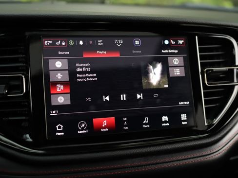 Used 2024 Dodge Durango R/T AWD/4WD image 12