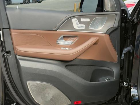 Used 2024 Mercedes-Benz GLS 63 AMG GLS 63 AMG image 4