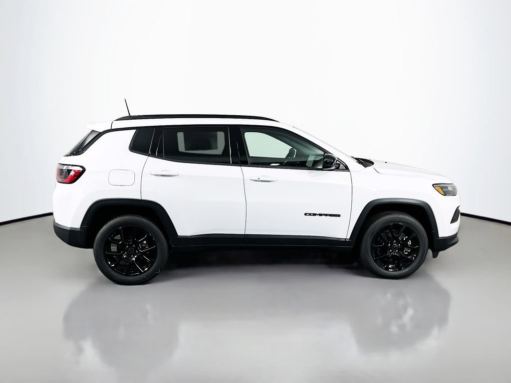 New 2026 Jeep Compass Latitude AWD/4WD image 8