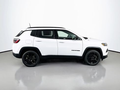 New 2026 Jeep Compass Latitude AWD/4WD image 8