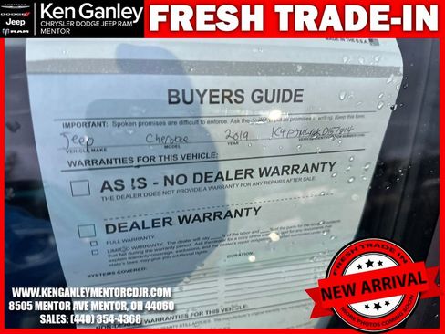 Used 2019 Jeep Cherokee Latitude Plus w/ Cold Weather Group image 14