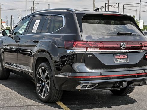 Used 2025 Volkswagen Atlas SEL Premium R-Line AWD/4WD image 8