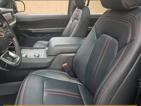 Used 2023 Ford Expedition Limited AWD/4WD image 13