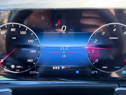 New 2026 Mercedes-Benz GLB 250 GLB 250 image 27