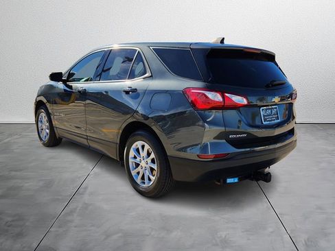 Used 2019 Chevrolet Equinox LS w/ LS Convenience Package image 4