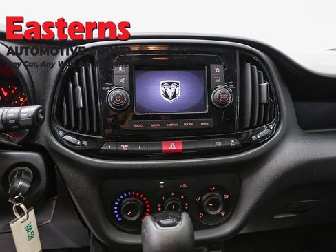 Used 2018 RAM ProMaster City Tradesman SLT FWD image 12