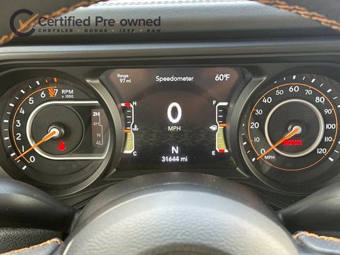 Certified 2024 Jeep Gladiator Mojave AWD/4WD image 25