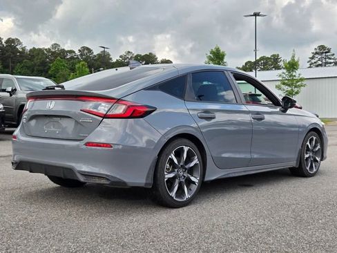 Used 2025 Honda Civic Sport Touring image 5
