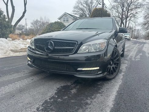 Used 2011 Mercedes-Benz C 300 4MATIC Sedan w/ Multimedia Pkg image 2