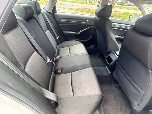 Used 2019 Honda Accord LX image 19