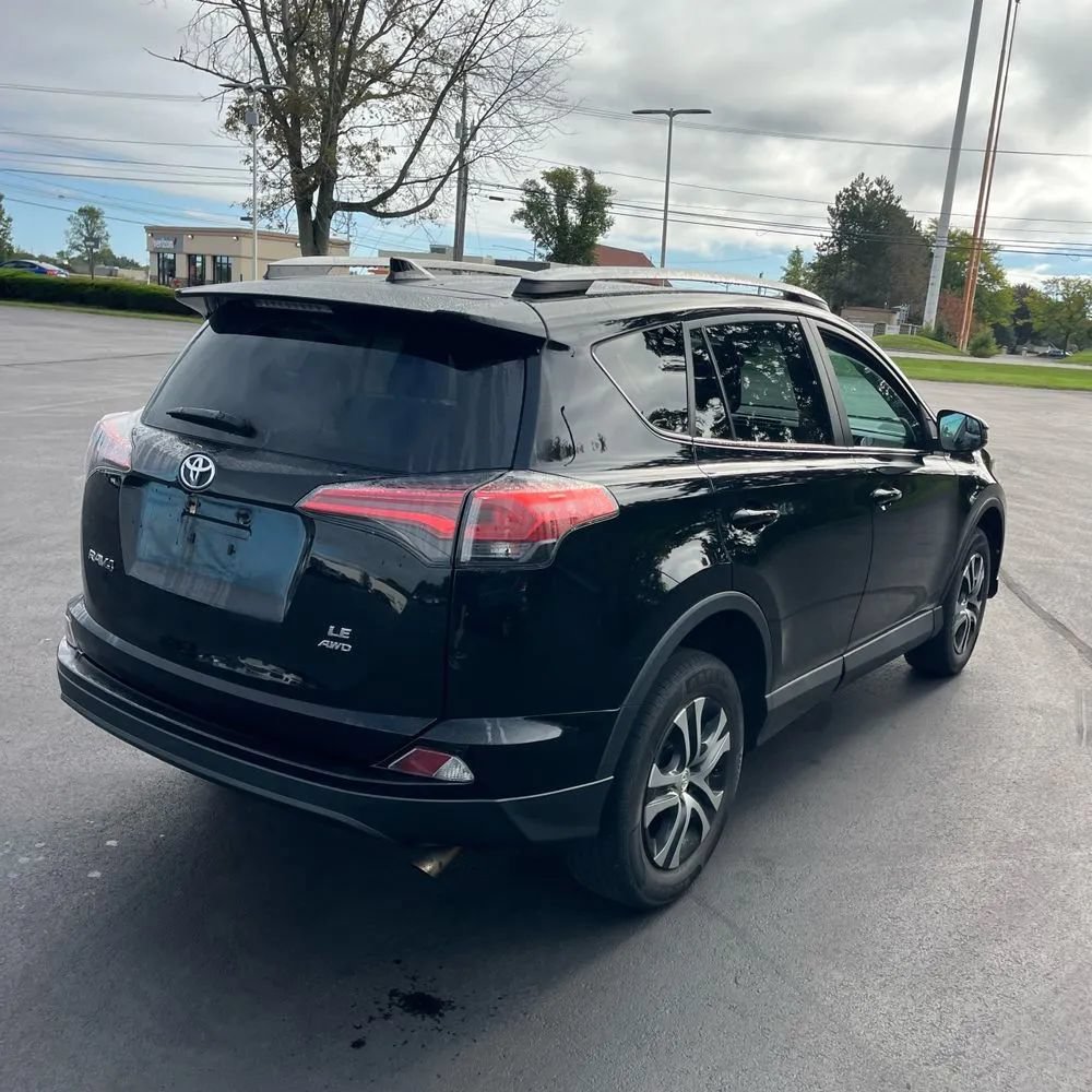 Used 2018 Toyota RAV4 LE w/ All Weather Liner Package AWD/4WD image 5
