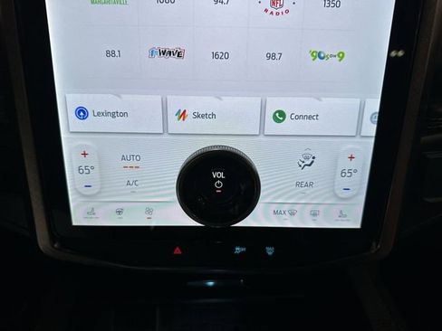 Used 2022 Ford Expedition King Ranch image 21