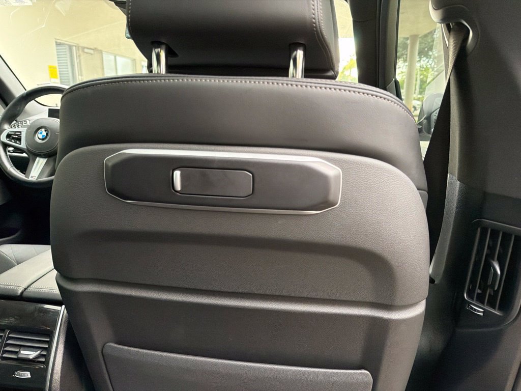 Used 2026 BMW X5 sDrive40i RWD image 36
