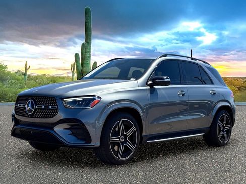 Used 2025 Mercedes-Benz GLE 350 4MATIC w/ AMG Line Exterior image 2