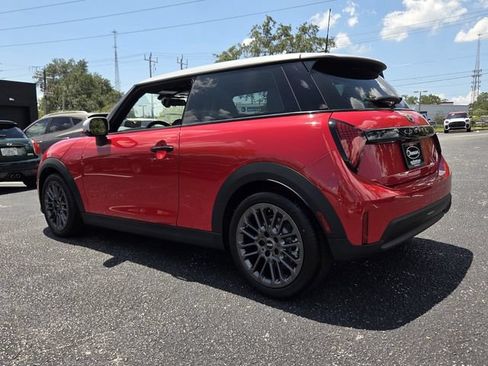 New 2026 MINI Cooper 2-Door Hardtop FWD image 5
