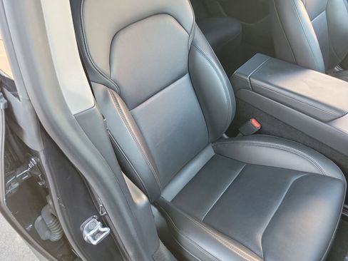 Used 2025 Tesla Model 3 RWD image 17