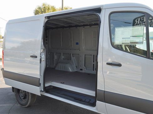 New 2026 Mercedes-Benz Sprinter 2500 image 36