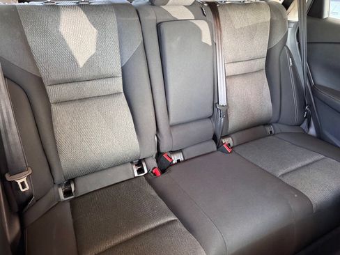 Used 2024 Nissan Rogue SV FWD image 19