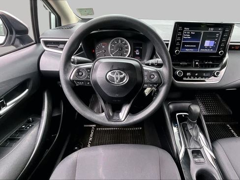 Certified 2020 Toyota Corolla LE FWD image 6