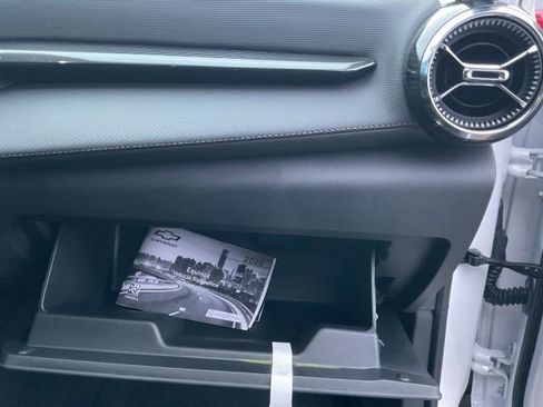 New 2026 Chevrolet Equinox LT image 35