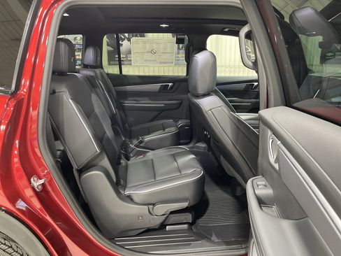 New 2026 Buick Enclave Sport Touring w/ Power Package image 17