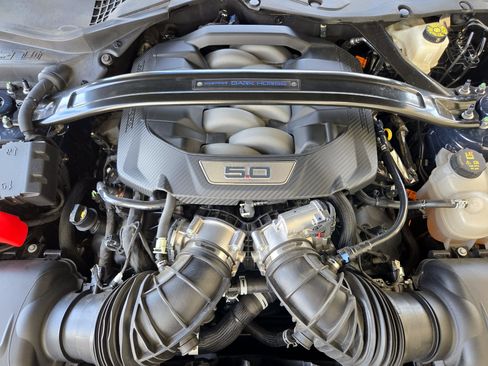 Used 2025 Ford Mustang Dark Horse RWD image 23