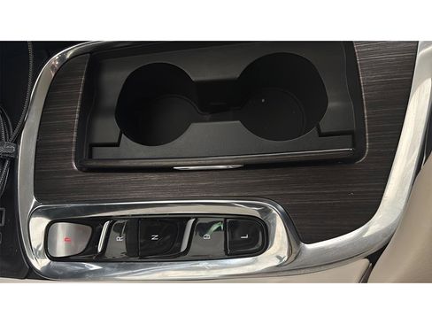 Used 2023 Buick Enclave Avenir FWD image 20