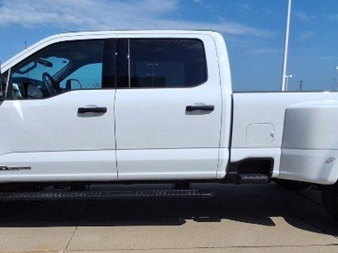 Used 2026 Ford F350 XLT AWD/4WD image 5