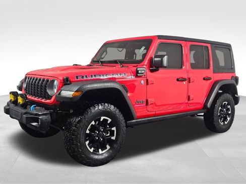 Used 2024 Jeep Wrangler Unlimited Rubicon 4xe w/ Convenience Group image 3