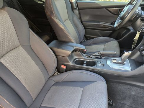 Used 2019 Subaru Crosstrek 2.0i Premium w/ Popular Package #2 AWD/4WD image 9