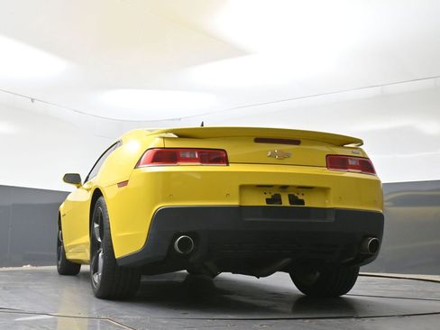 Used 2015 Chevrolet Camaro SS RWD image 24