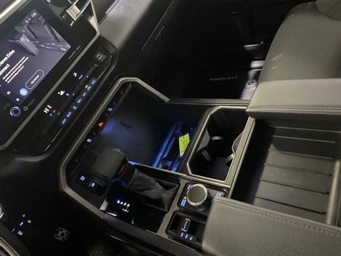 Used 2022 Toyota Tundra SR5 image 20