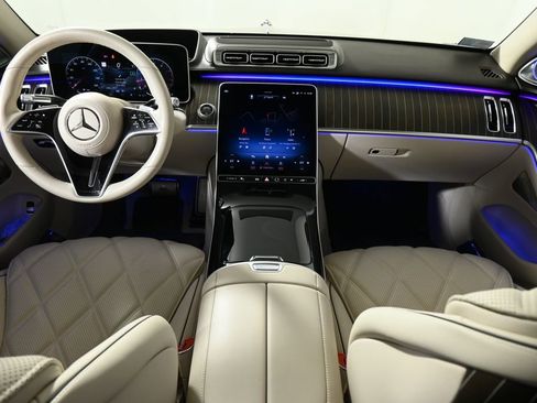 Used 2023 Mercedes-Benz Maybach S 680 4MATIC image 4