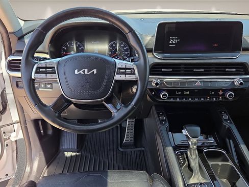 Used 2022 Kia Telluride SX w/ SX Prestige Package AWD/4WD image 12