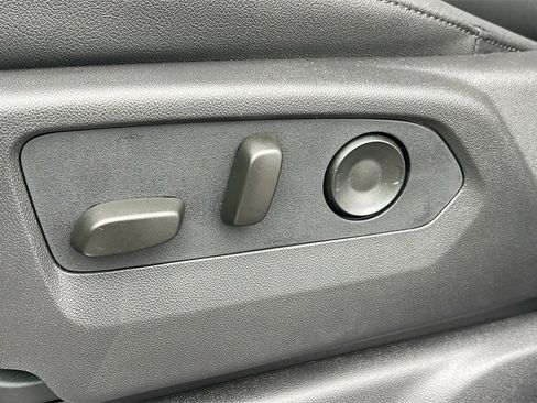 New 2026 GMC Sierra 2500 SLT w/ X31 Off-Road Package image 12