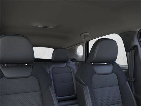 New 2026 Chevrolet Trax LT FWD image 24