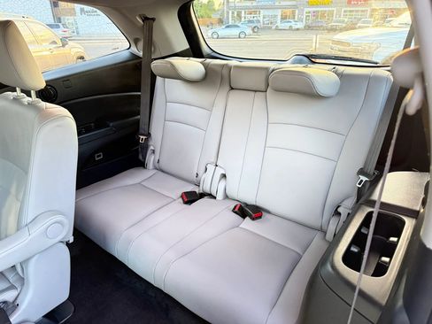 Used 2017 Honda Pilot Elite image 17