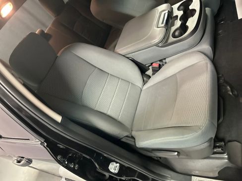 Used 2017 RAM 1500 Express image 24