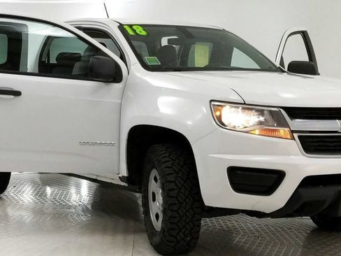Used 2018 Chevrolet Colorado W/T w/ WT Convenience Package AWD/4WD image 9
