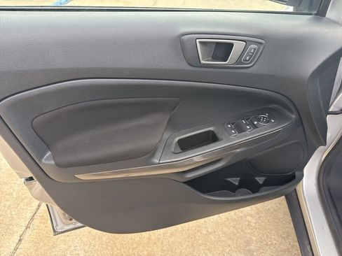 Used 2022 Ford EcoSport SE w/ SE Convenience Package image 7
