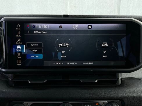 Used 2025 Jeep Wrangler Sport S image 27