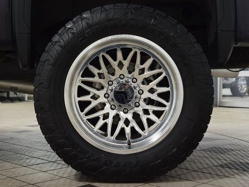 Used 2024 GMC Sierra 2500 SLT w/ Texas SLT Premium Package image 26