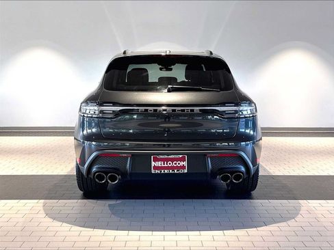 New 2026 Porsche Macan AWD/4WD image 6