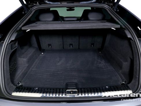 Used 2019 Lamborghini Urus image 21