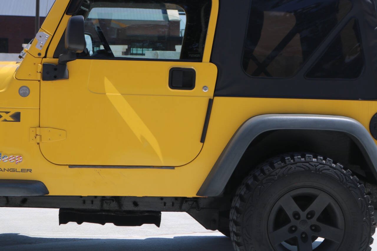 Used 2004 Jeep Wrangler X w/ Convenience Group AWD/4WD image 51