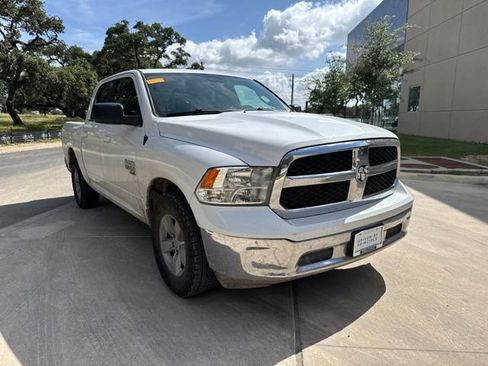 Used 2021 RAM 1500 Classic SLT RWD image 5