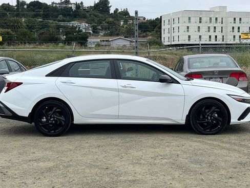 New 2026 Hyundai Elantra Sport FWD image 5