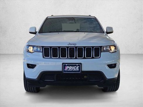 Used 2020 Jeep Grand Cherokee Laredo w/ Laredo X Package image 2