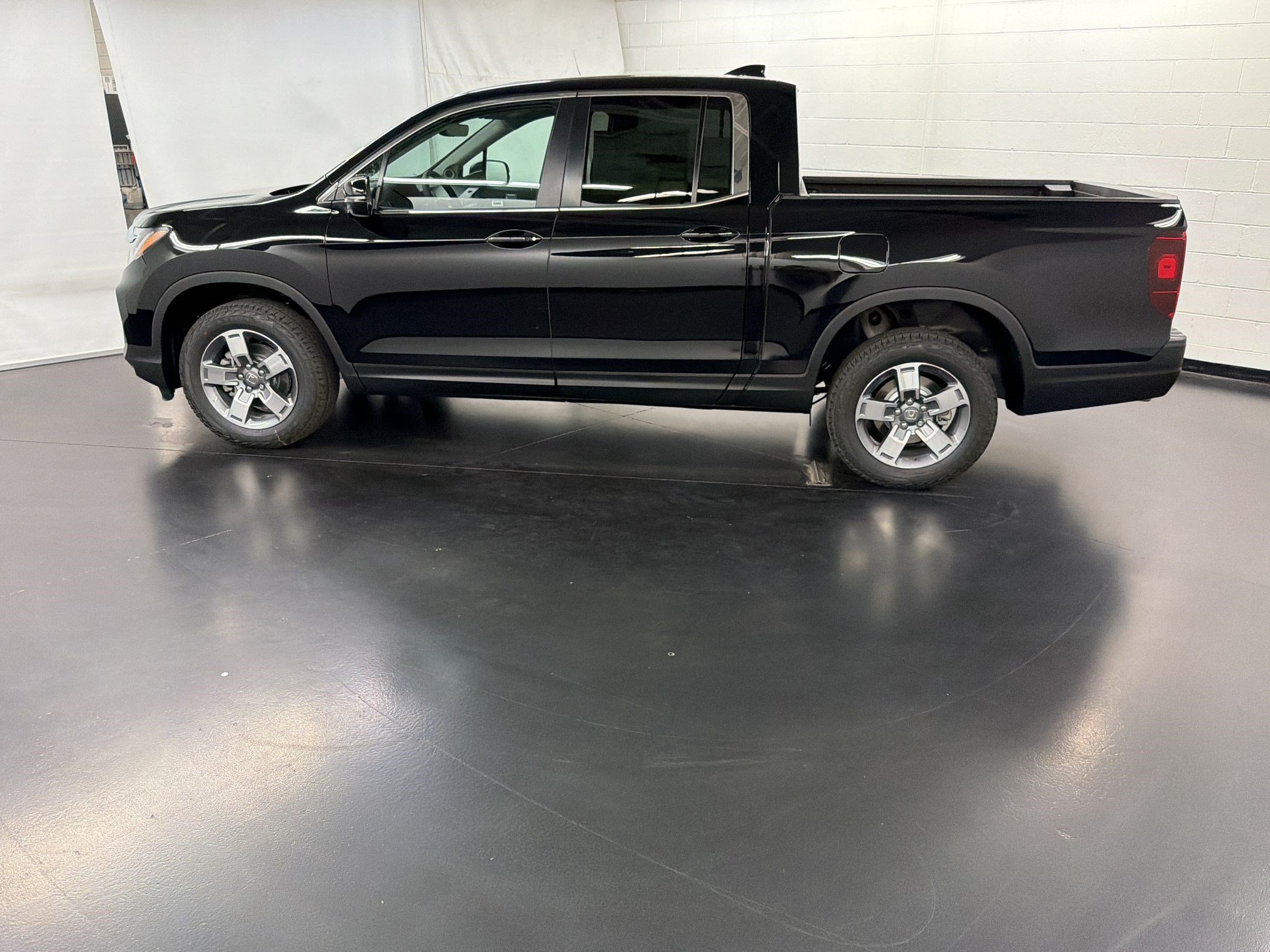 New 2026 Honda Ridgeline RTL image 2