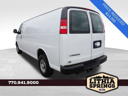 Used 2018 Chevrolet Express 2500 Extended image 7